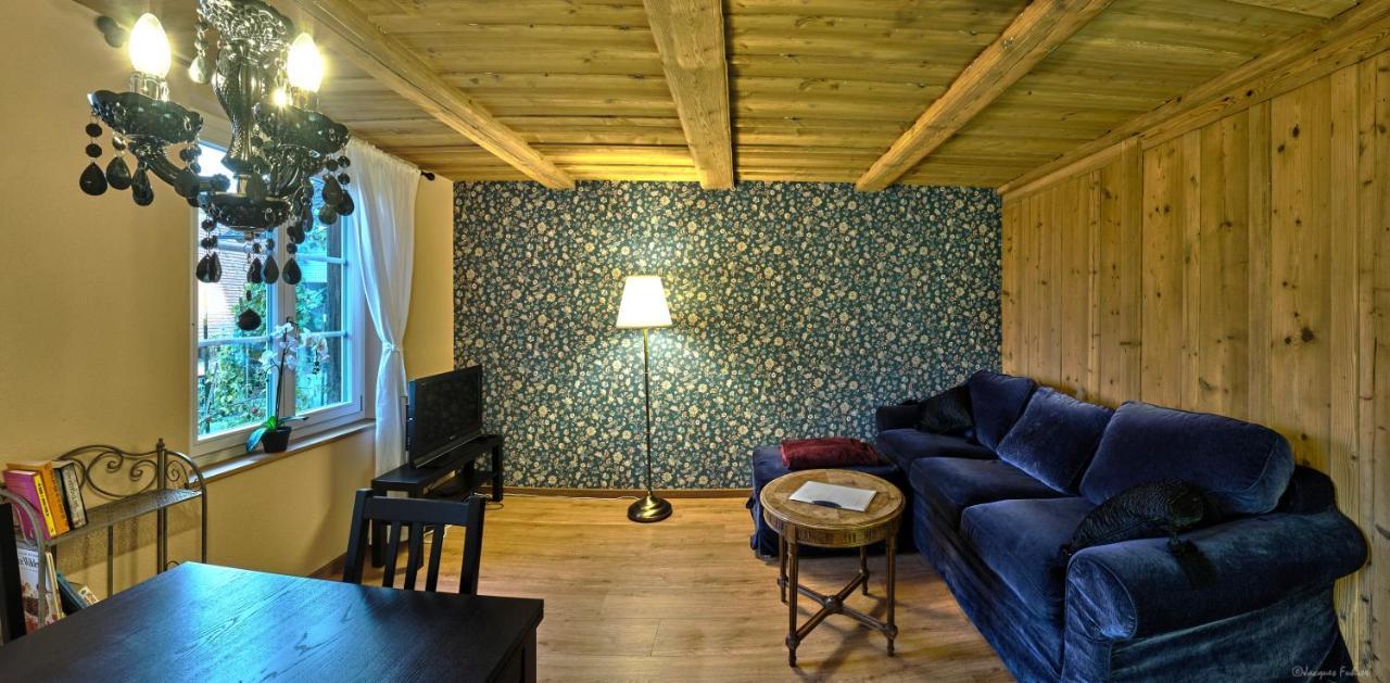 Uelis Stöckli-Familienfreundliche Wohnung auf dem Bauernhof mit Hotpot und Alpakatrekking Meikirch Exterior foto