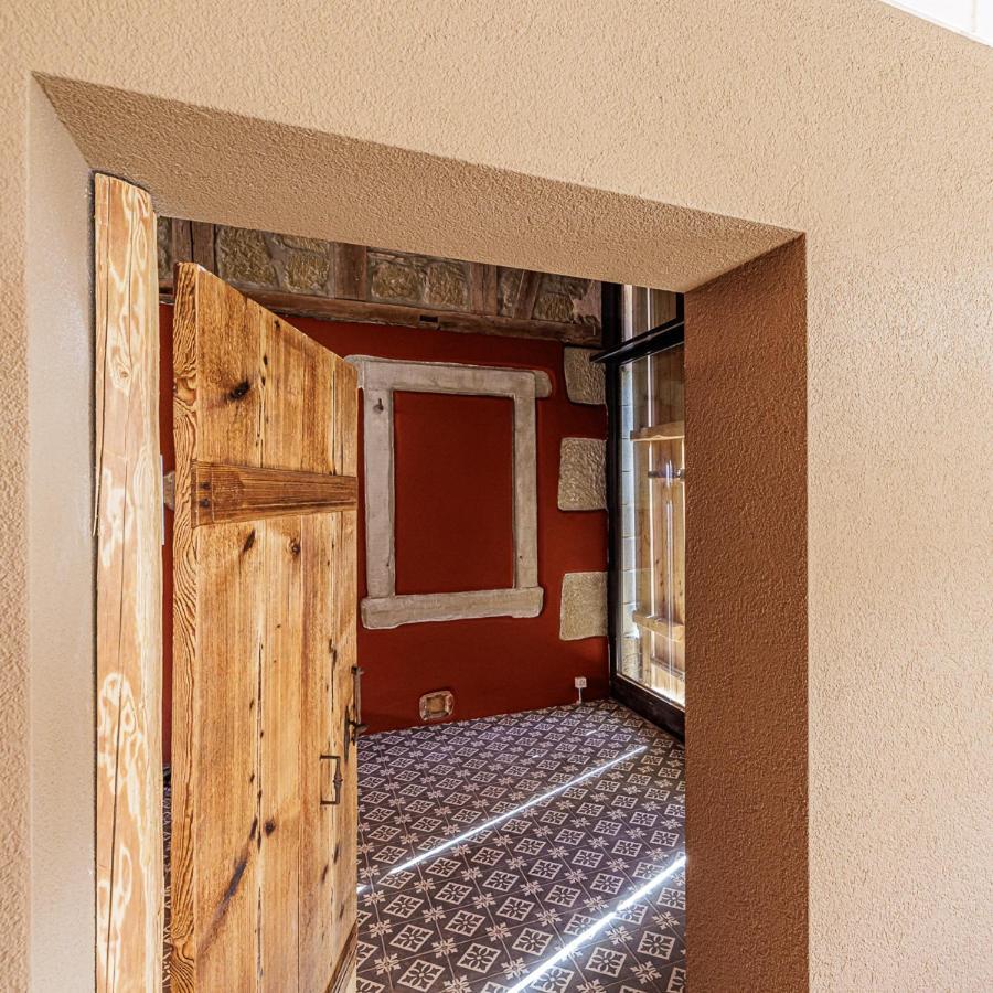 Uelis Stöckli-Familienfreundliche Wohnung auf dem Bauernhof mit Hotpot und Alpakatrekking Meikirch Exterior foto